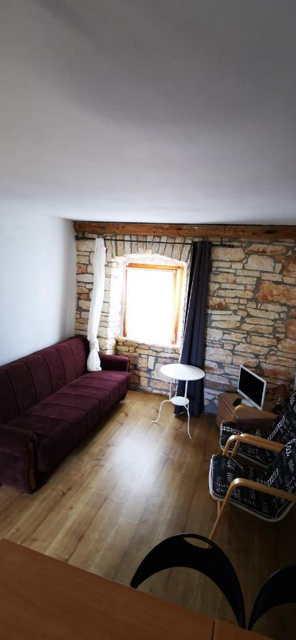 Eti And Mia Holiday Apartments Muntić Buitenkant foto