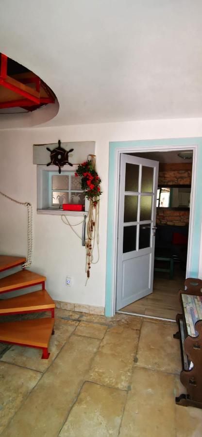 Eti And Mia Holiday Apartments Muntić Buitenkant foto
